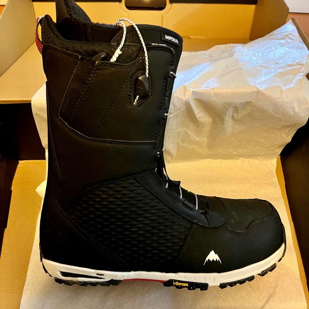 BNIB Burton Imperial Snowboard Boots. Men’s 15 US (shoe size 13-14)